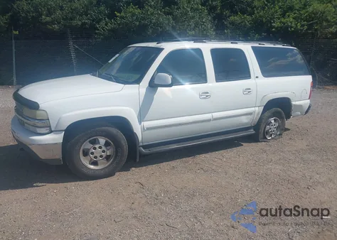 2002 Chevrolet Suburban 1500 Ls/Lt/Z71 z USA, uszkodzony, nr VIN 1GNFK16Z92J33067E